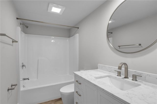 30 Plantation Drive 104, Vero Beach, FL 32966