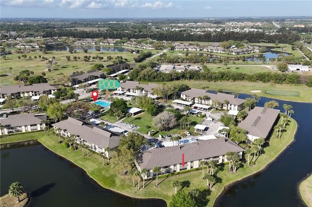 30 Plantation Drive 104, Vero Beach, FL 32966