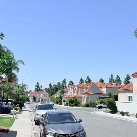 21 Presidio, Irvine, CA 92614