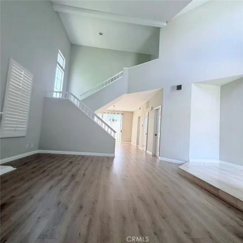 21 Presidio, Irvine, CA 92614