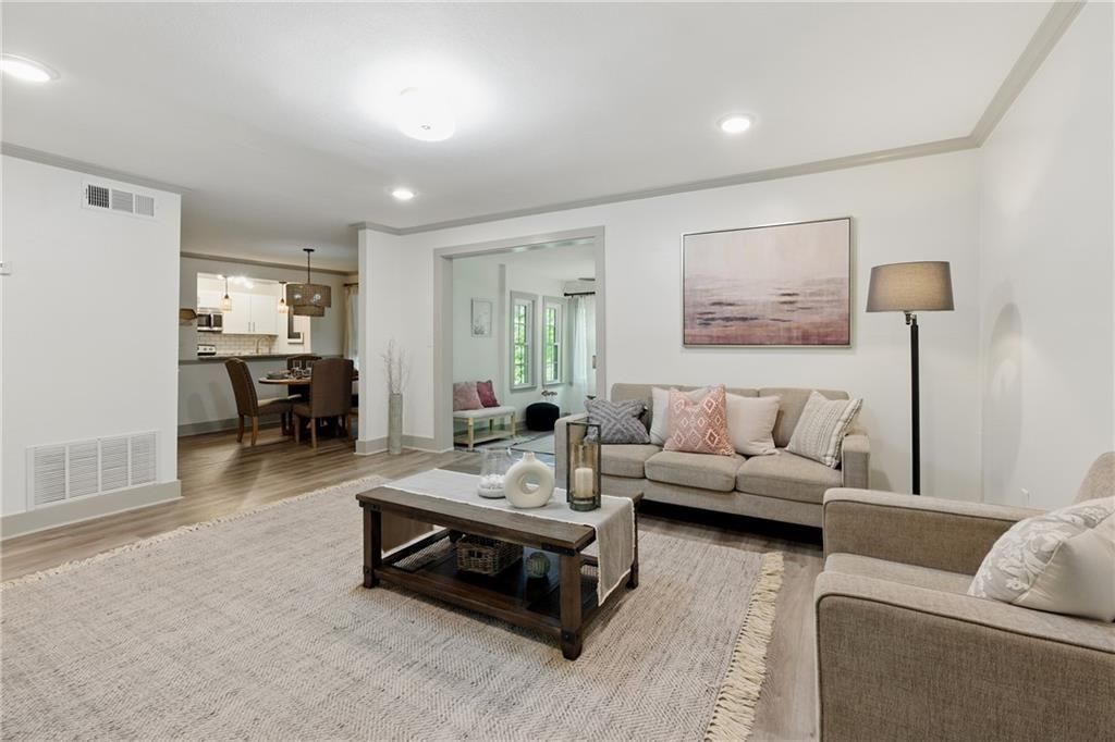 178 Barone NW Place, Atlanta, GA 30327