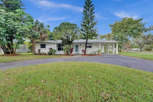 101 SW 53rd Avenue, Plantation, FL 33317