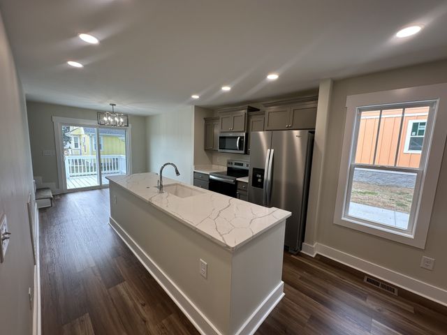 99 N Shephard St, Winchester, TN 37398