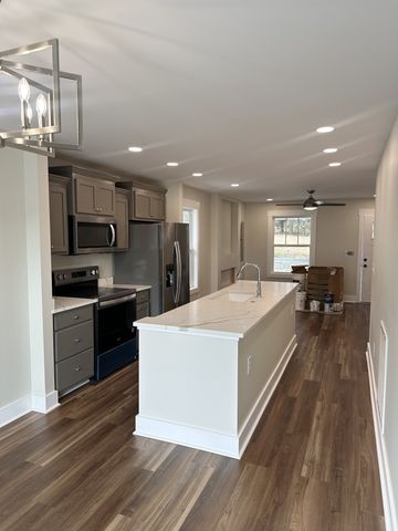 99 N Shephard St, Winchester, TN 37398