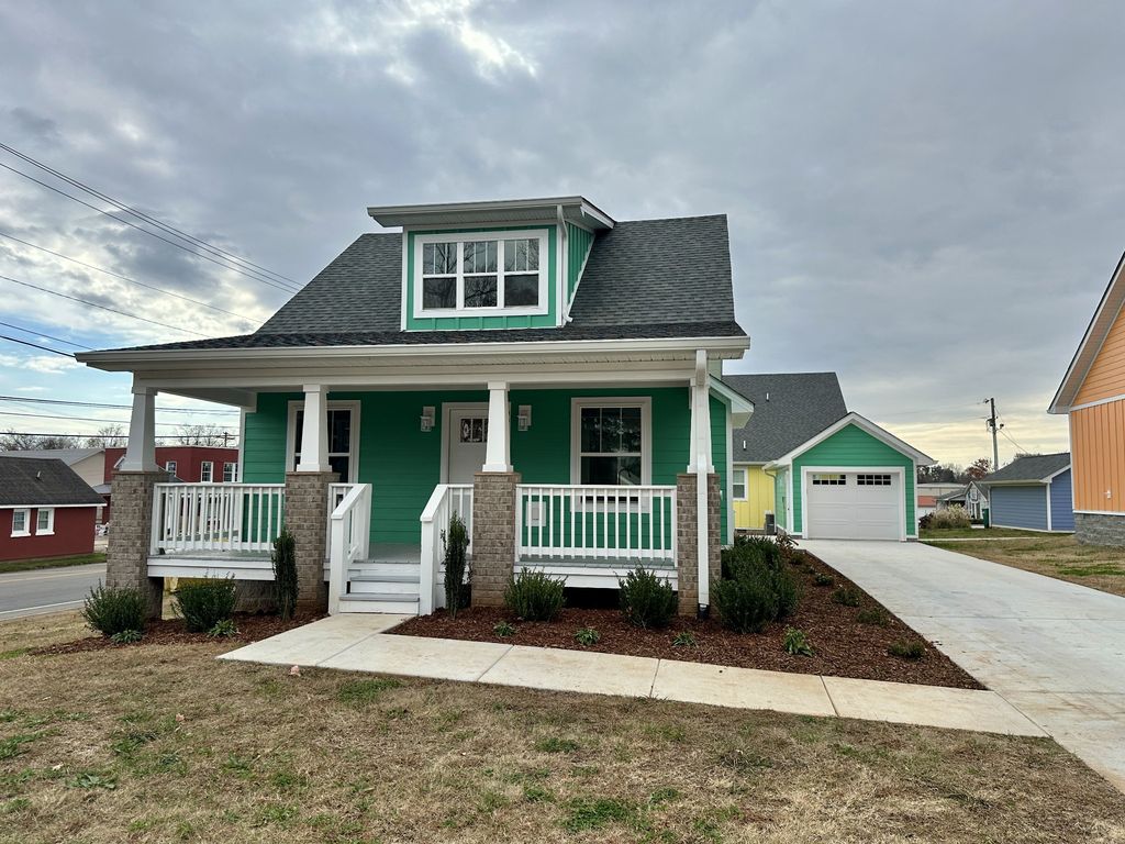 99 N Shephard St, Winchester, TN 37398