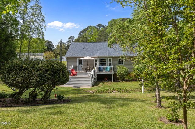 409 Brown Circle, Rolesville, NC 27571