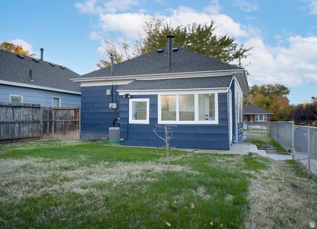 2060 QUINCY AVE, Ogden, UT 84401
