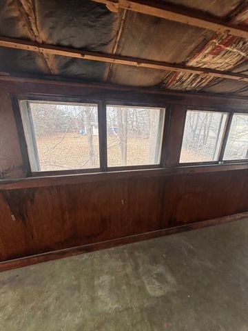 25 Shannon St, Worcester, MA 01604