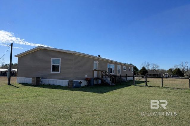 1064 Old Fannie Road, Flomaton, AL 36441