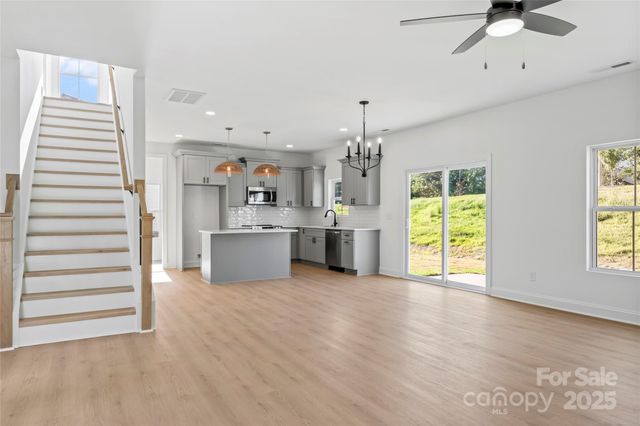 3300 New Life Lane 22, Kannapolis, NC 28083