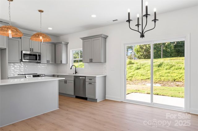 3300 New Life Lane 22, Kannapolis, NC 28083