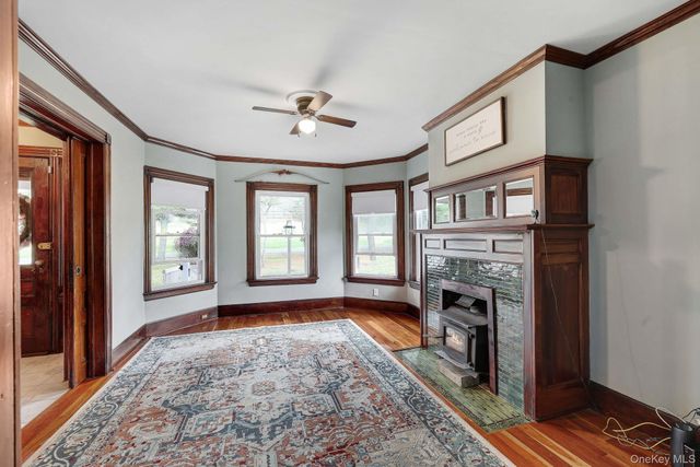832 Bloomingburg Road, Bloomingburg, NY 12721