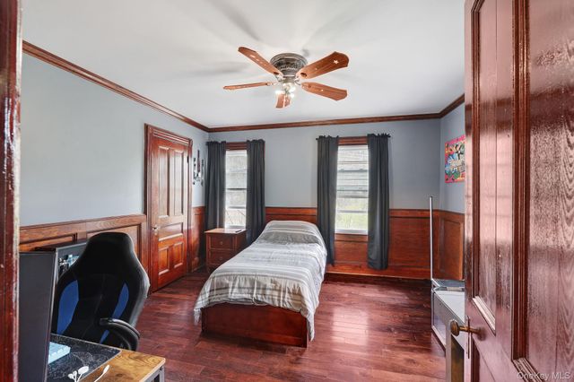 832 Bloomingburg Road, Bloomingburg, NY 12721