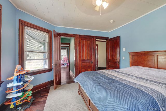 832 Bloomingburg Road, Bloomingburg, NY 12721