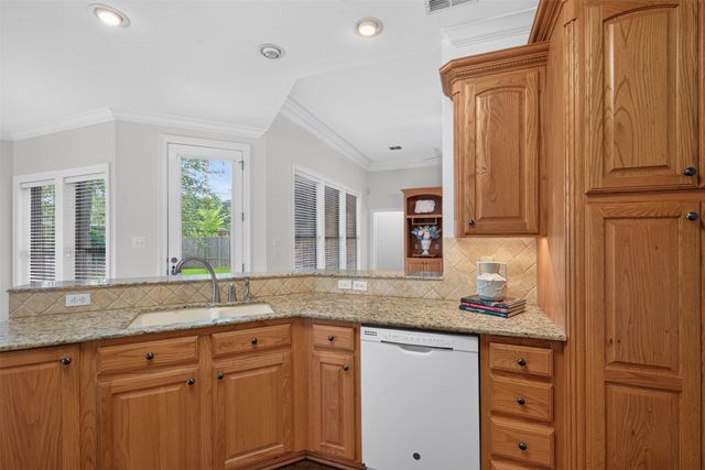 212 Norris Landing Boulevard, Shreveport, LA 71106