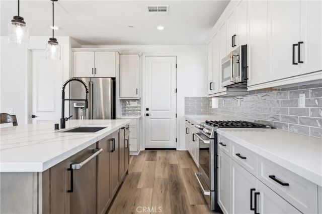 30006 Chestnut, Castaic, CA 91384