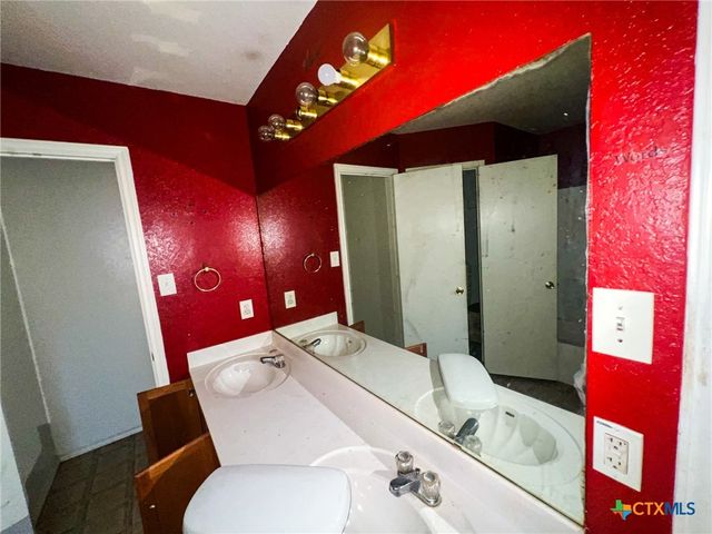 5509 Holster Drive, Killeen, TX 76549