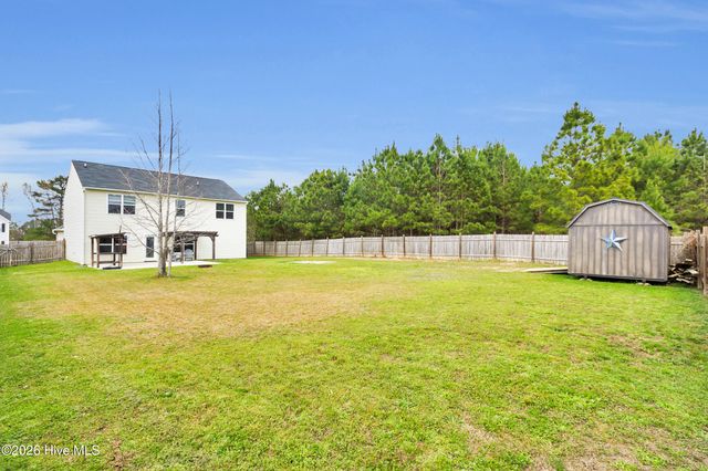 206 Landover Drive, Richlands, NC 28574