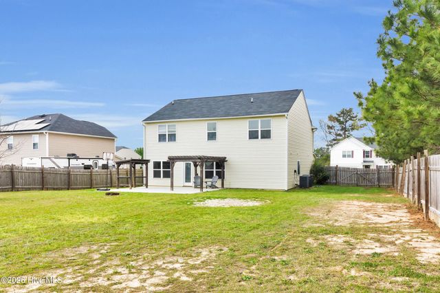 206 Landover Drive, Richlands, NC 28574