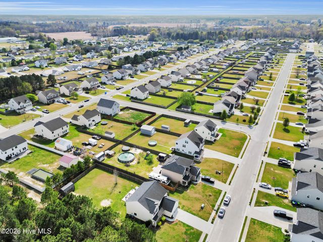 206 Landover Drive, Richlands, NC 28574