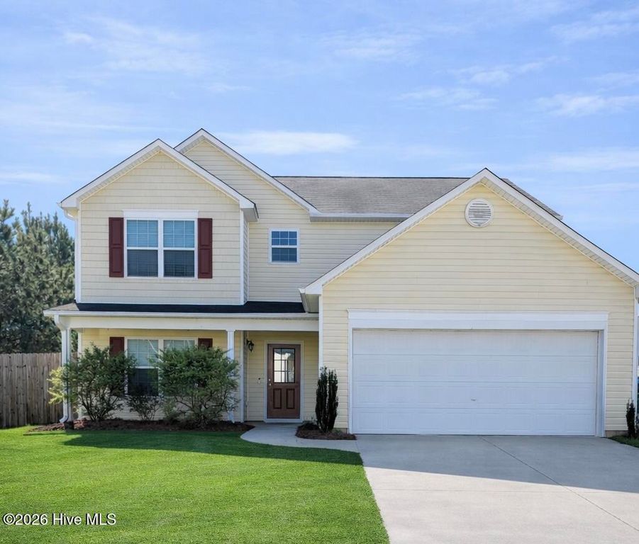 206 Landover Drive, Richlands, NC 28574