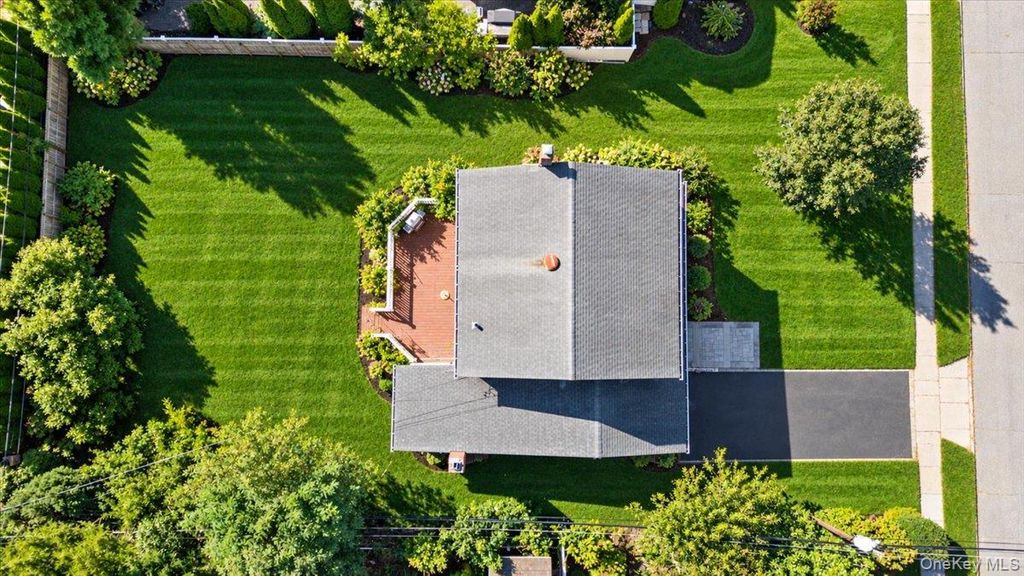 65 Genesee Drive, Commack, NY 11725 — photo 2