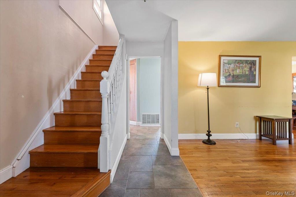 65 Genesee Drive, Commack, NY 11725 — photo 3