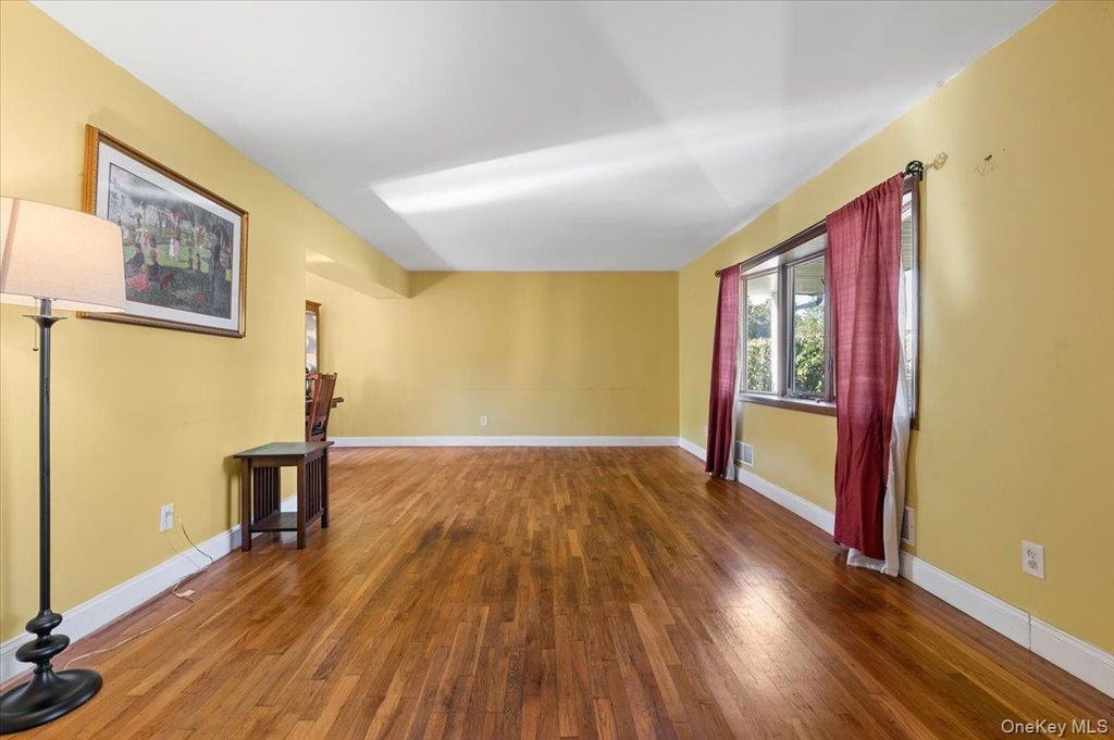 65 Genesee Drive, Commack, NY 11725 — photo 4