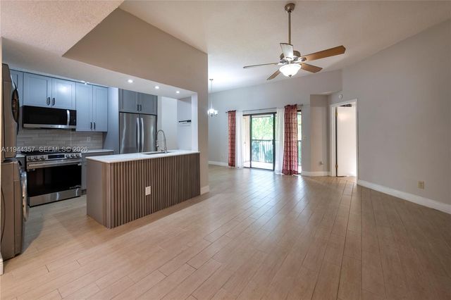 8019 NW 15th Mnr 8019, Plantation, FL 33322