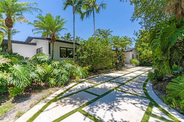 13400 SW 70th Avenue, Pinecrest, FL 33156