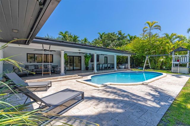 13400 SW 70th Avenue, Pinecrest, FL 33156