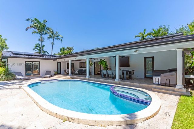 13400 SW 70th Avenue, Pinecrest, FL 33156