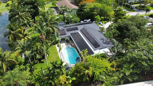 13400 SW 70th Avenue, Pinecrest, FL 33156