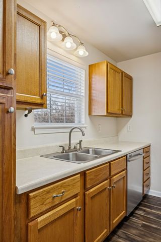 608 Jasmin Dr, Nashville, TN 37211