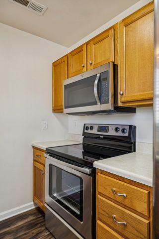 608 Jasmin Dr, Nashville, TN 37211