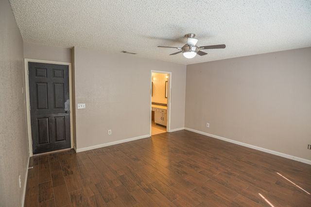 4454 Cabot Drive, Grand Prairie, TX 75052