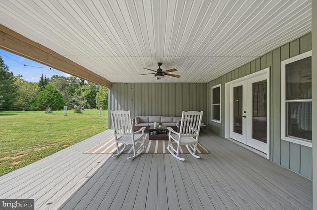 295 KING LEAR DR, Charles Town, WV 25414