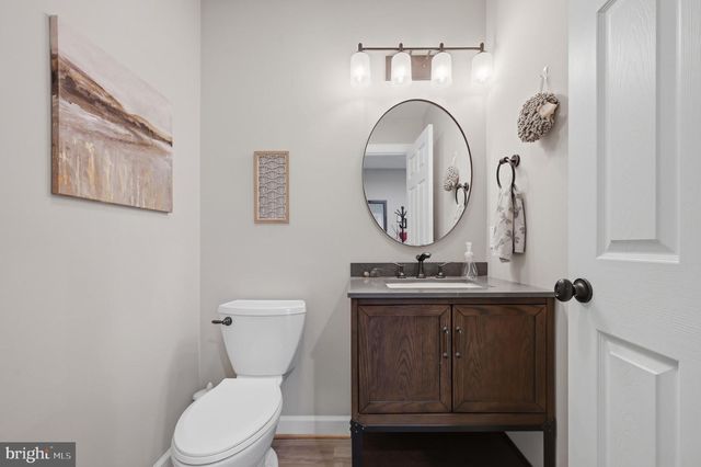 295 KING LEAR DR, Charles Town, WV 25414