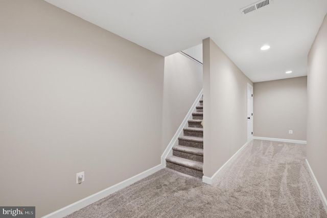 295 KING LEAR DR, Charles Town, WV 25414