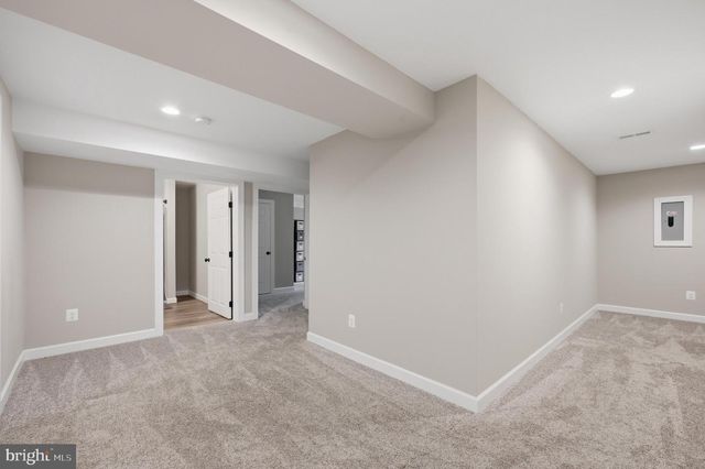 295 KING LEAR DR, Charles Town, WV 25414