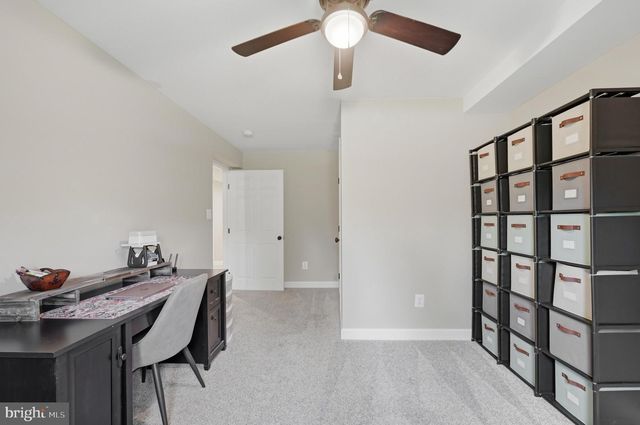 295 KING LEAR DR, Charles Town, WV 25414