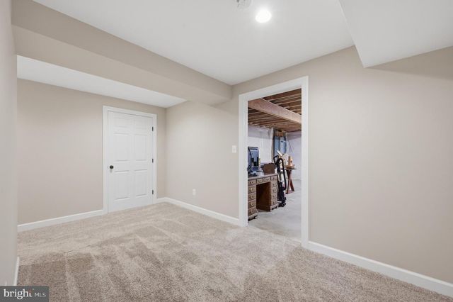 295 KING LEAR DR, Charles Town, WV 25414
