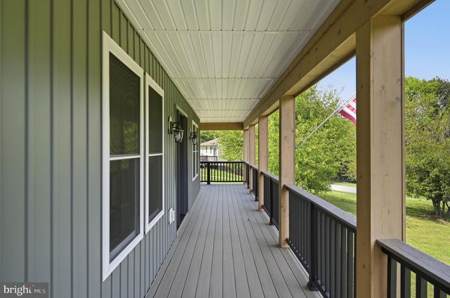 295 KING LEAR DR, Charles Town, WV 25414
