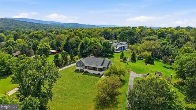 295 KING LEAR DR, Charles Town, WV 25414