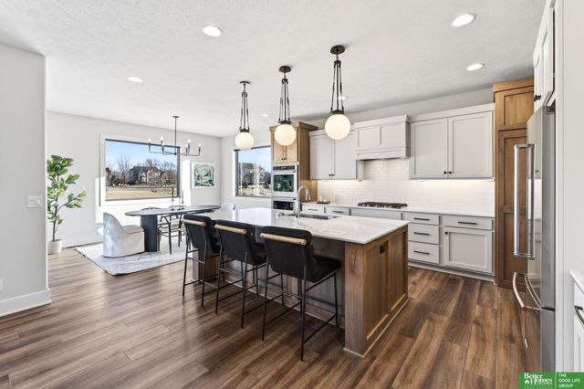 21828 Grover Street, Elkhorn, NE 68022