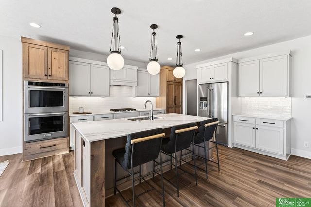21828 Grover Street, Elkhorn, NE 68022