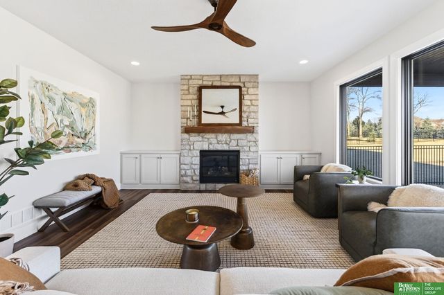 21828 Grover Street, Elkhorn, NE 68022