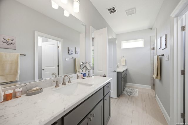 112 Nat Nolan, Blanco, TX 78606
