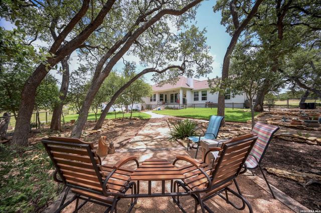 112 Nat Nolan, Blanco, TX 78606