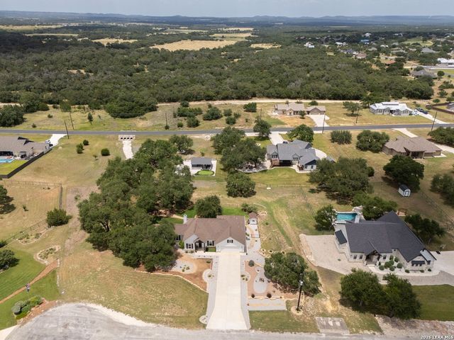 112 Nat Nolan, Blanco, TX 78606